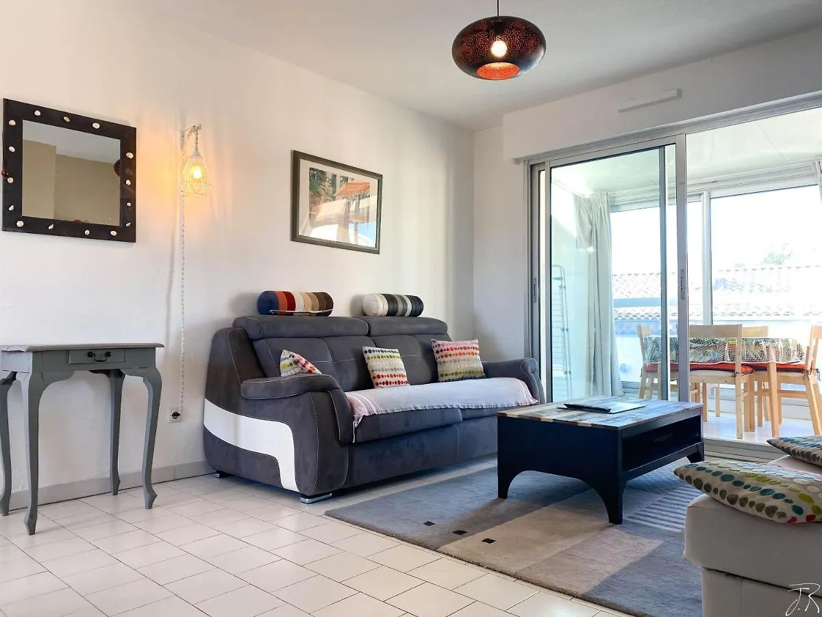 Appartement Vue Mer Le Chant Des Cigales Sausset-les-Pins Apartment